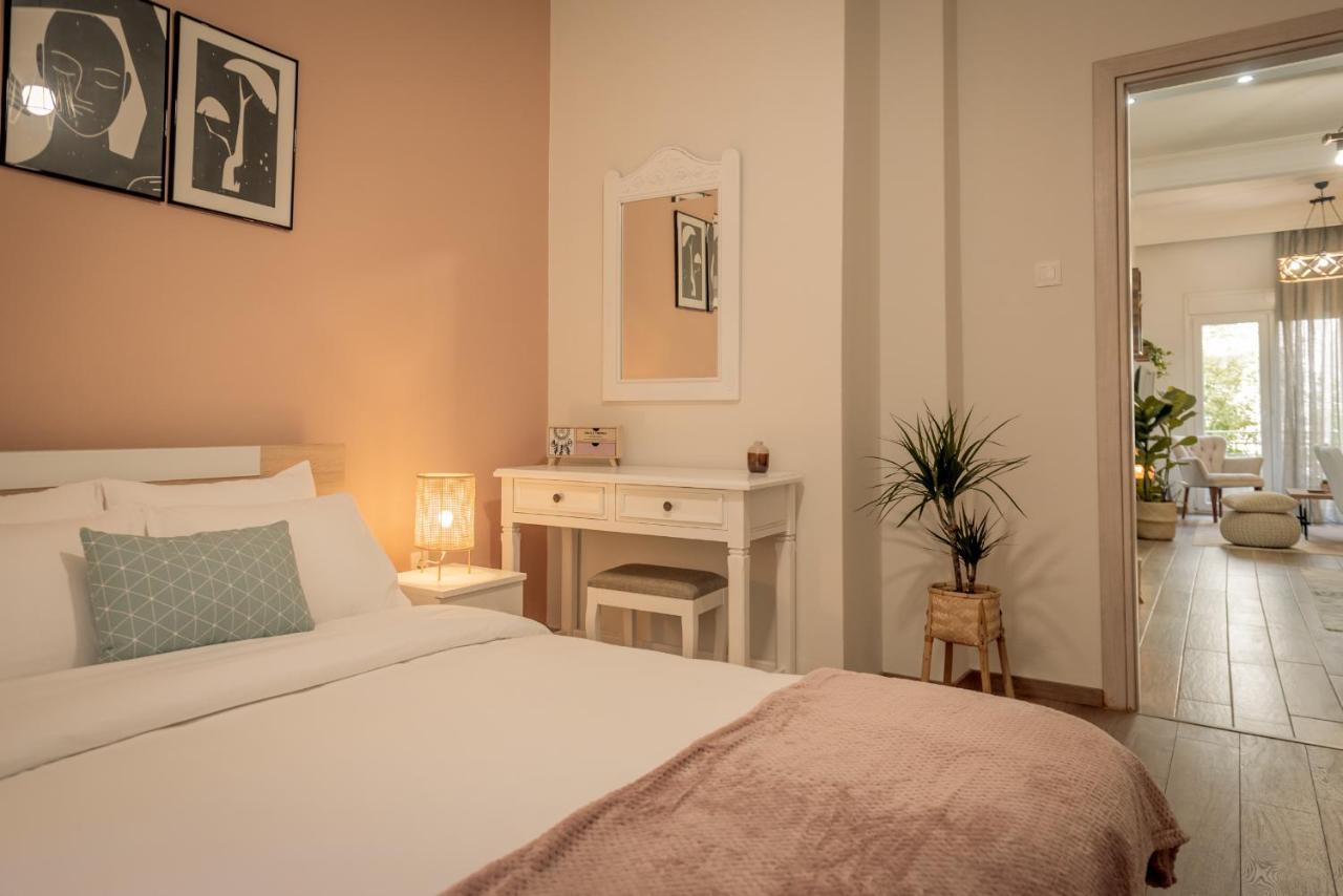 Aphrodite's On Agia Sofia Midas Appartement